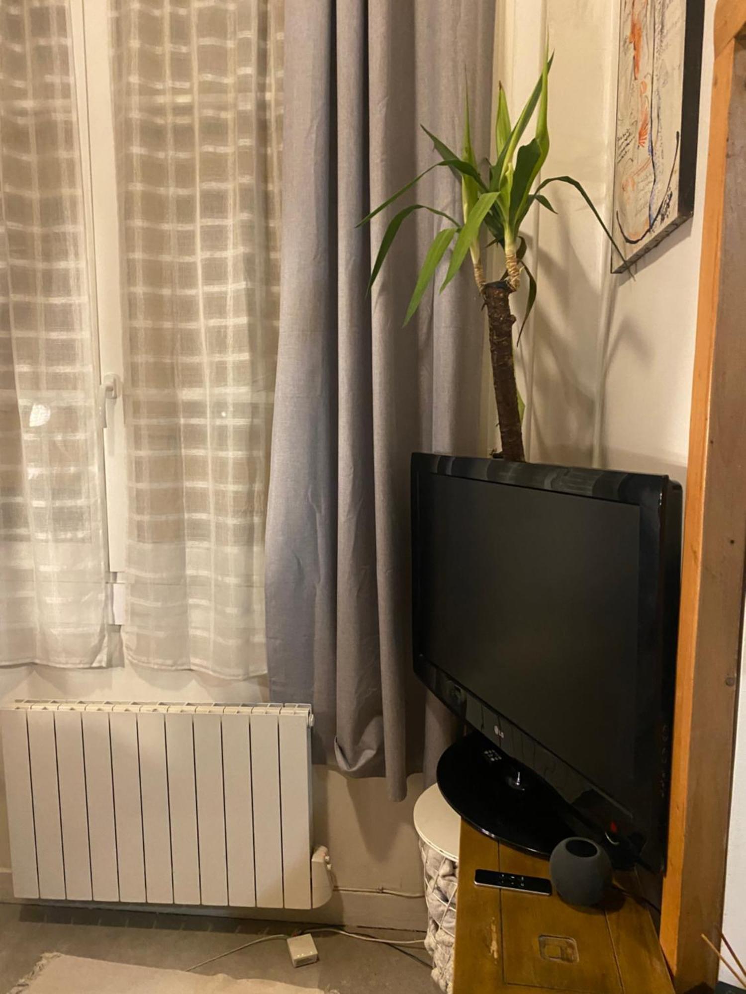 Petit Nid Douillet Au Coeur Du Sentier Appartamento